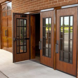 Противопожарная дверь для входных групп / серия FRM33322