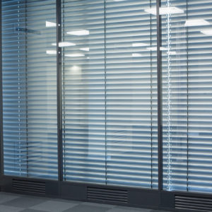 Противопожарная перегородка с двойным остеклением / серия FRM5240